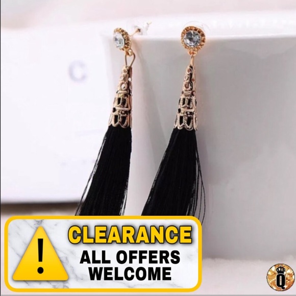 Jewelry - 🔴5/$20⚠️𝗖𝗟𝗘𝗔𝗥𝗔𝗡𝗖𝗘⚠️ Black Earrings NEW